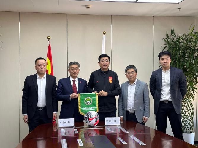 中国足协与多所高校签订合作协议 中国足协与多所高校签订合作协议